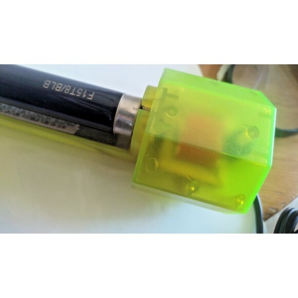 Vintage Black UV Light 18 inches long LiteFX Model 1901 BlackLite Bolt - Picture 4 of 14